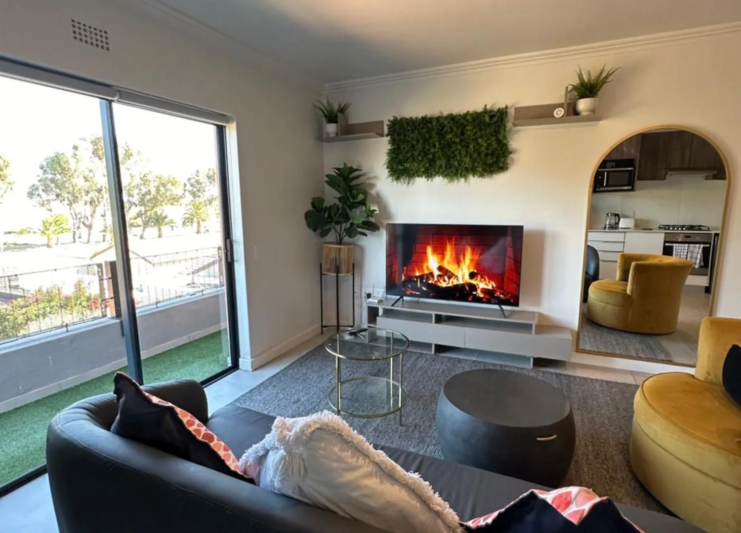 Luxurious Stays Delux Cape Town